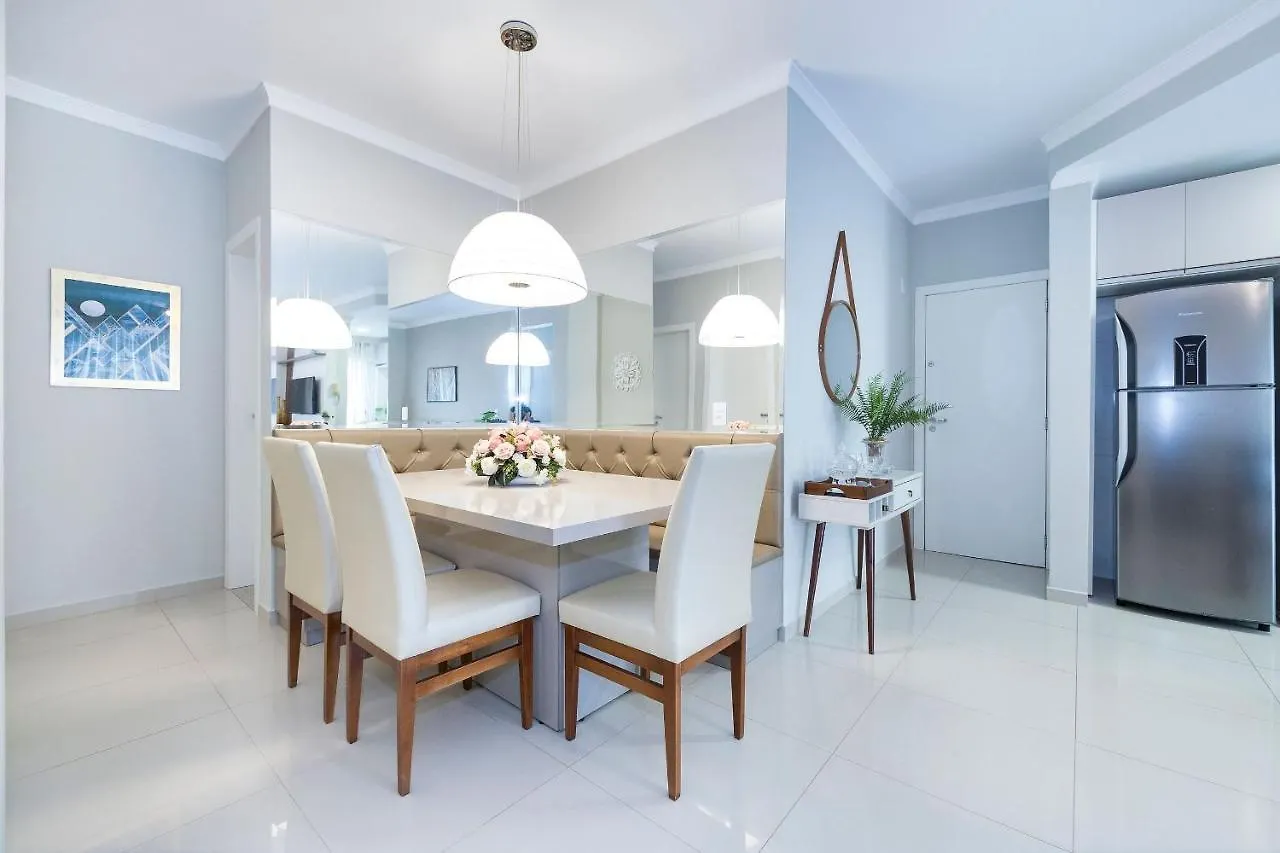 Palazzo Toscano 201 - Aconchegante apartamento na praia de Bombas com vista para o mar Bombinhas